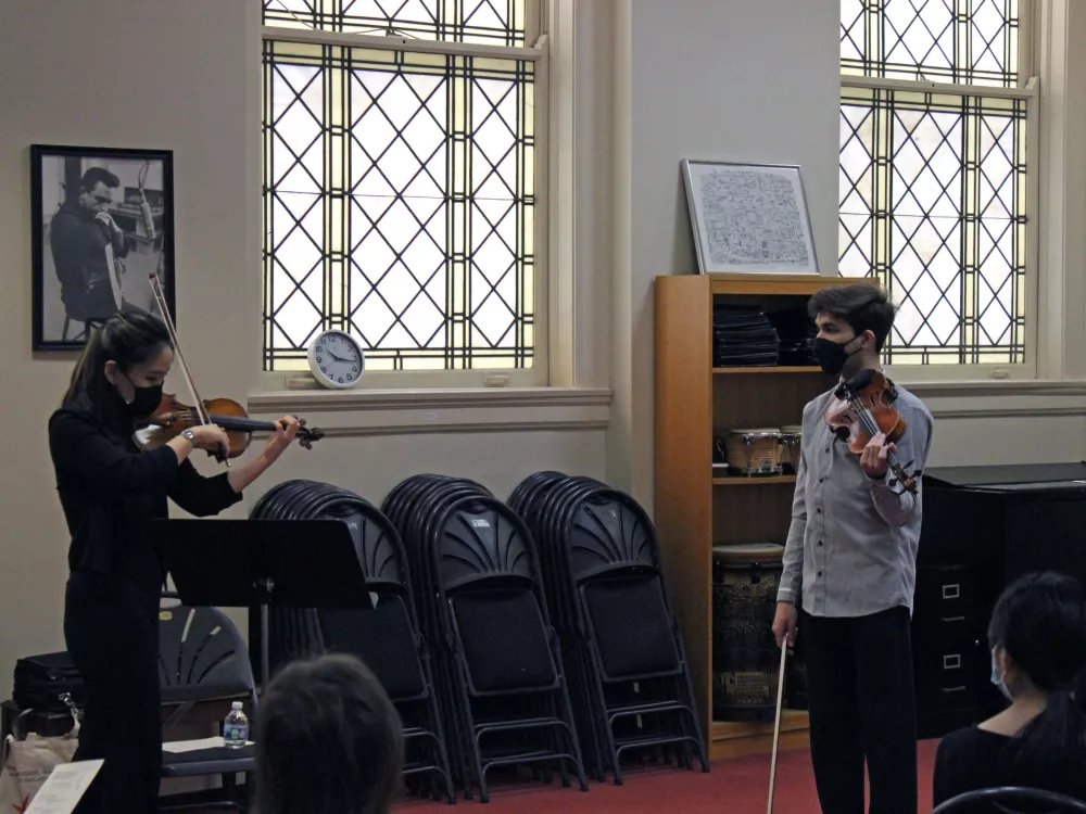 Chamber Music Society of Lincoln Center artist, Stella Chen, working with a student from Music Institute of Chicago.