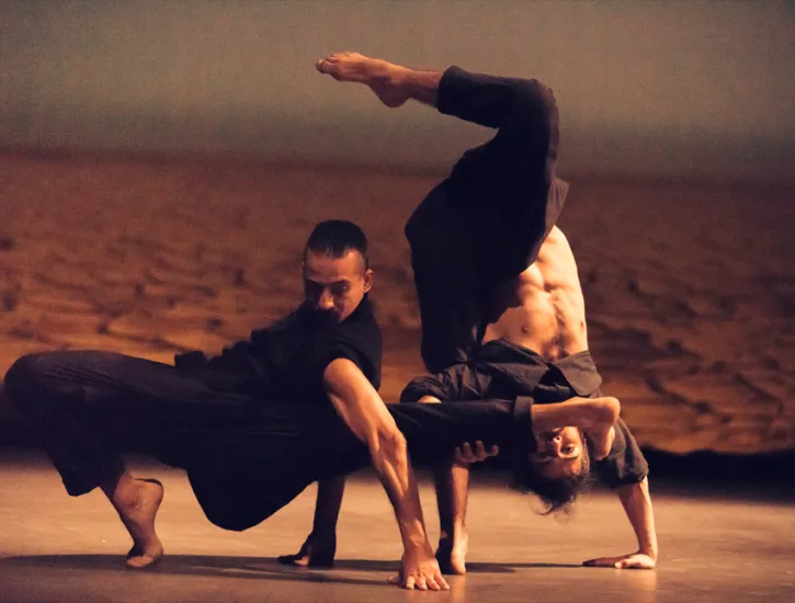 Two contortionist